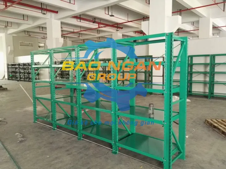 Giá kệ xanh lá Bảo Ngân